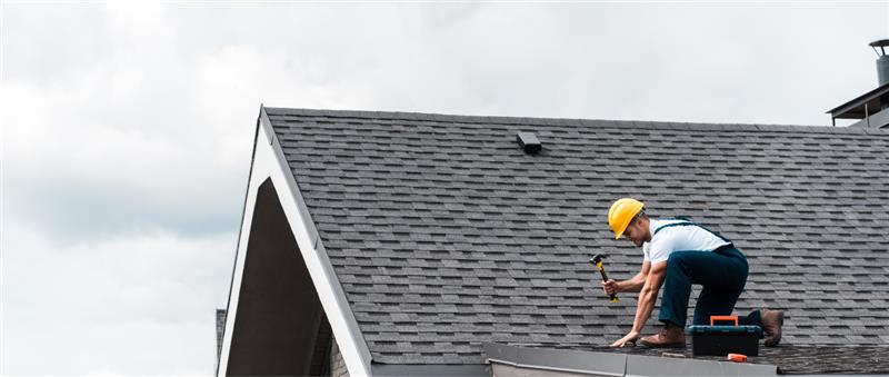 Professional roofing services by Creative Home Improvement LLC in Shelton CT